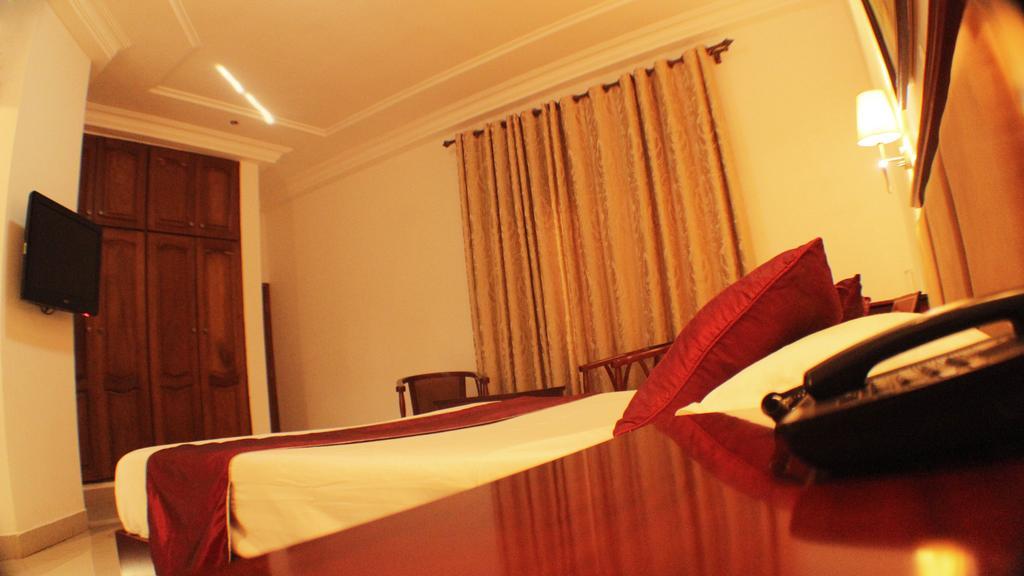 Hotel Residence Flamani Lomé Extérieur photo