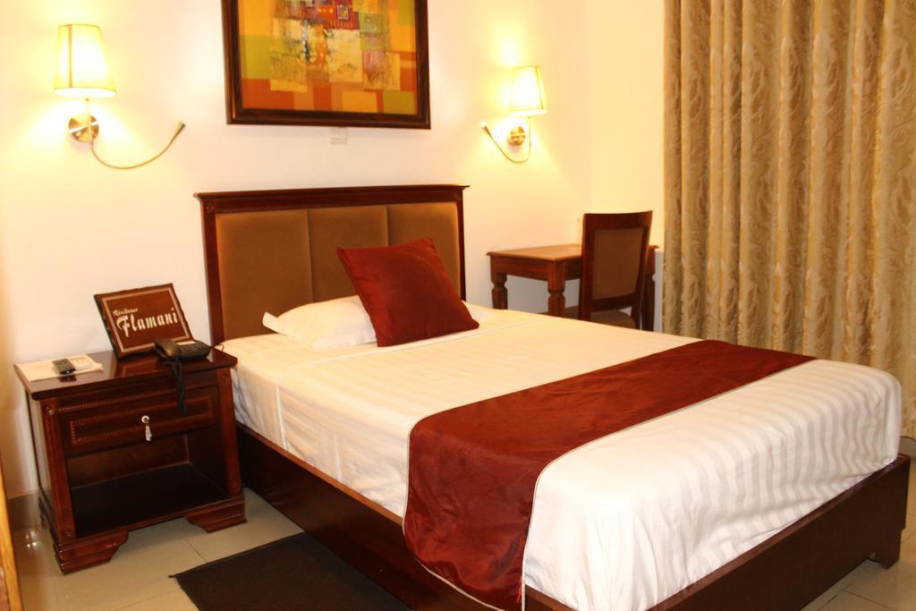 Hotel Residence Flamani Lomé Extérieur photo